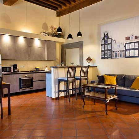 L'Antica Dimora Di Bill Apartment ลุคคา ภายนอก รูปภาพ